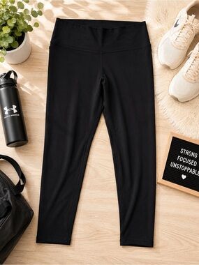 Old Navy Black High-Rise Balance Leggings